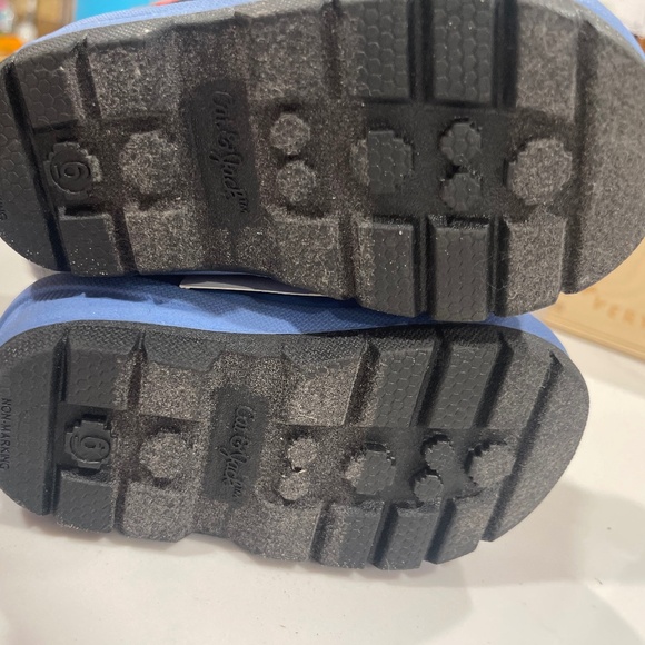 🧊✨ Toddler 6T Winter Boots – Adorable Unicorn Face + Cozy Warm! - Picture 3 of 6